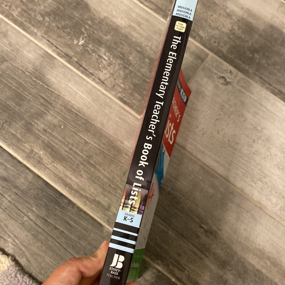 The elementary teachers book of lists - Picture 2 of 5